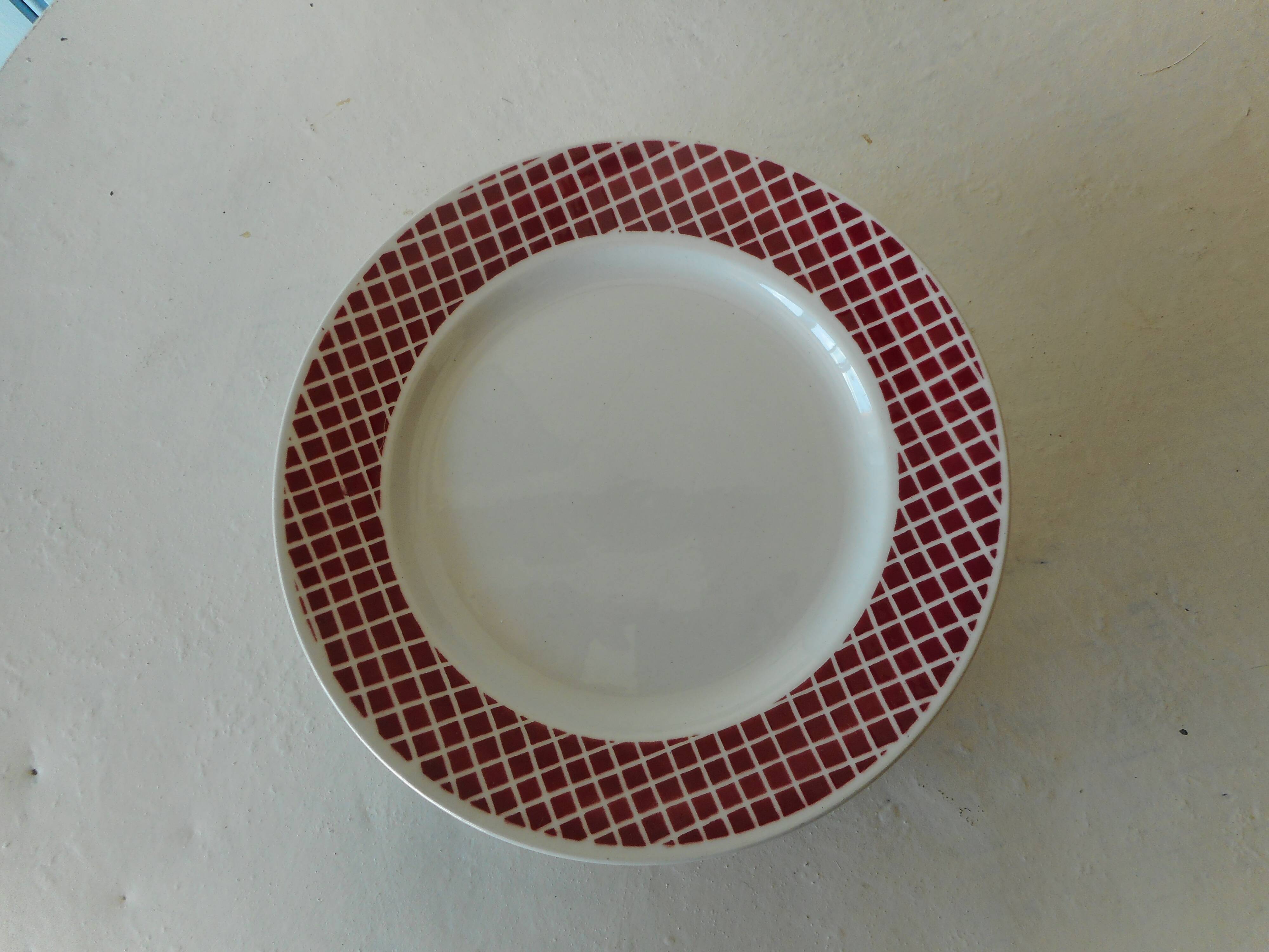 Set of 10 dessert plates