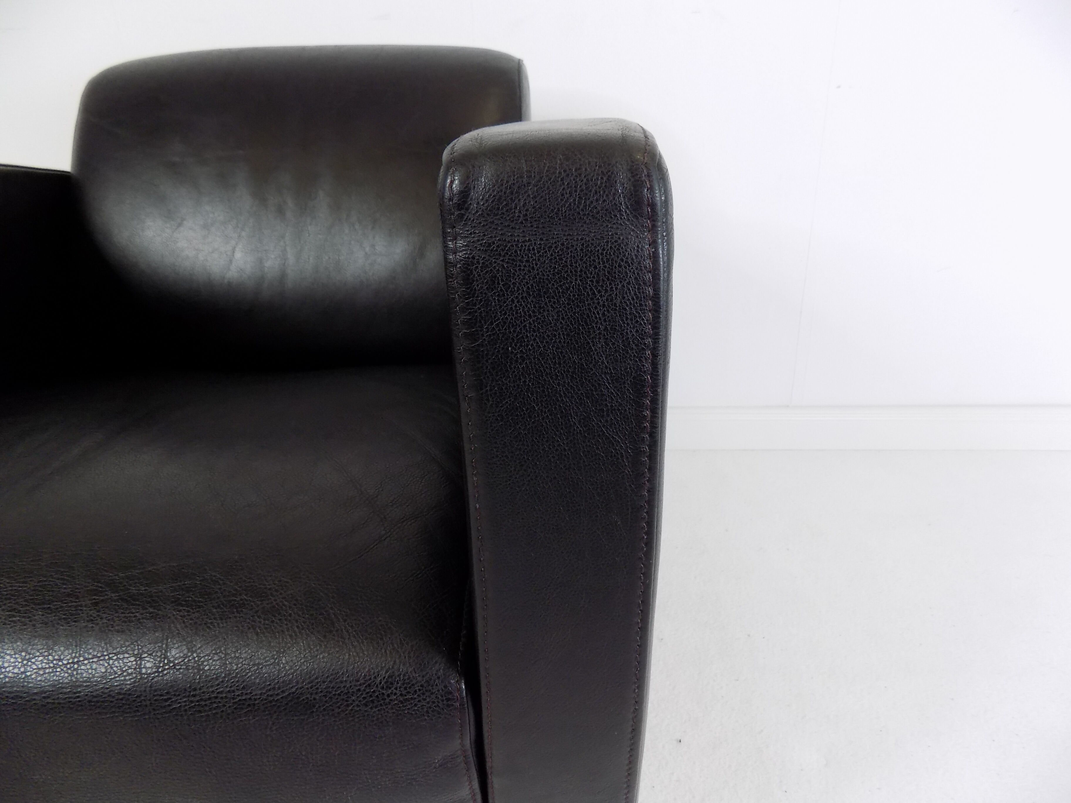 De Sede DS 420 leather armchair by Jean-Pierre Dovat