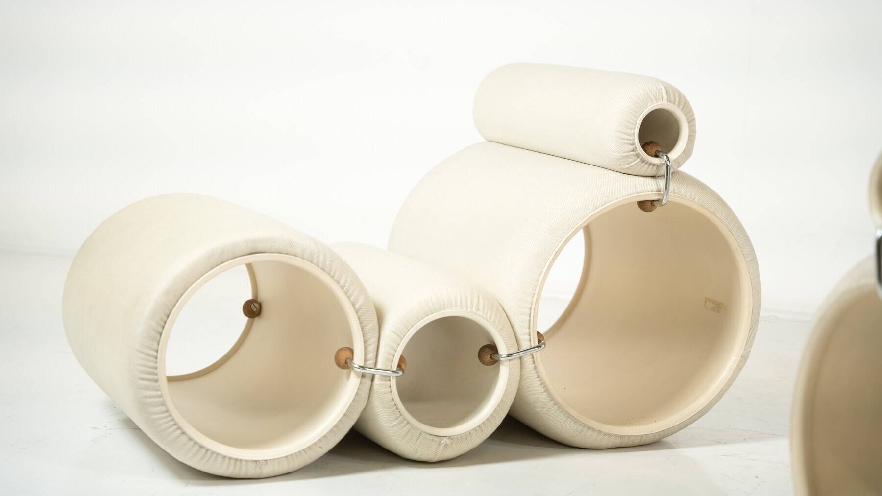 Pair of Tube Armchairs by Joe Colombo for Flexform, first edition.
