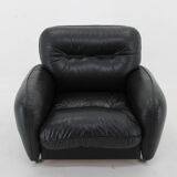 1970s Italian Armchair in Black Leather