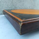 Pop ceramic dish underside