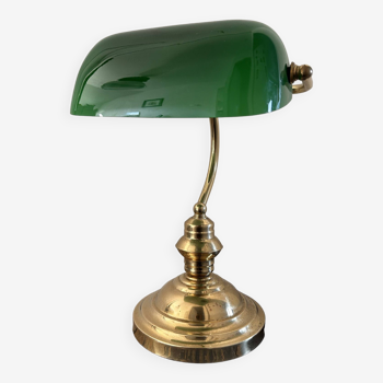 Green banker notary lamp