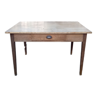 Extended farmhouse table, 8 people