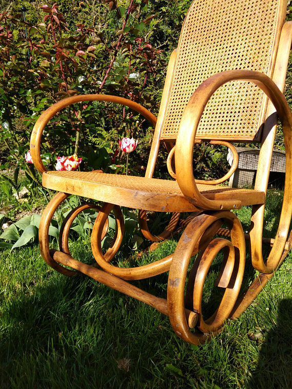 Fauteuil rocking chair refait à neuf