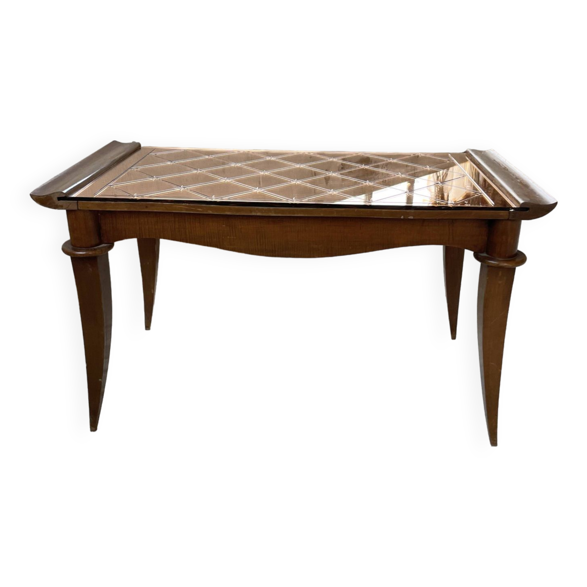 60s coffee table with pink mirror