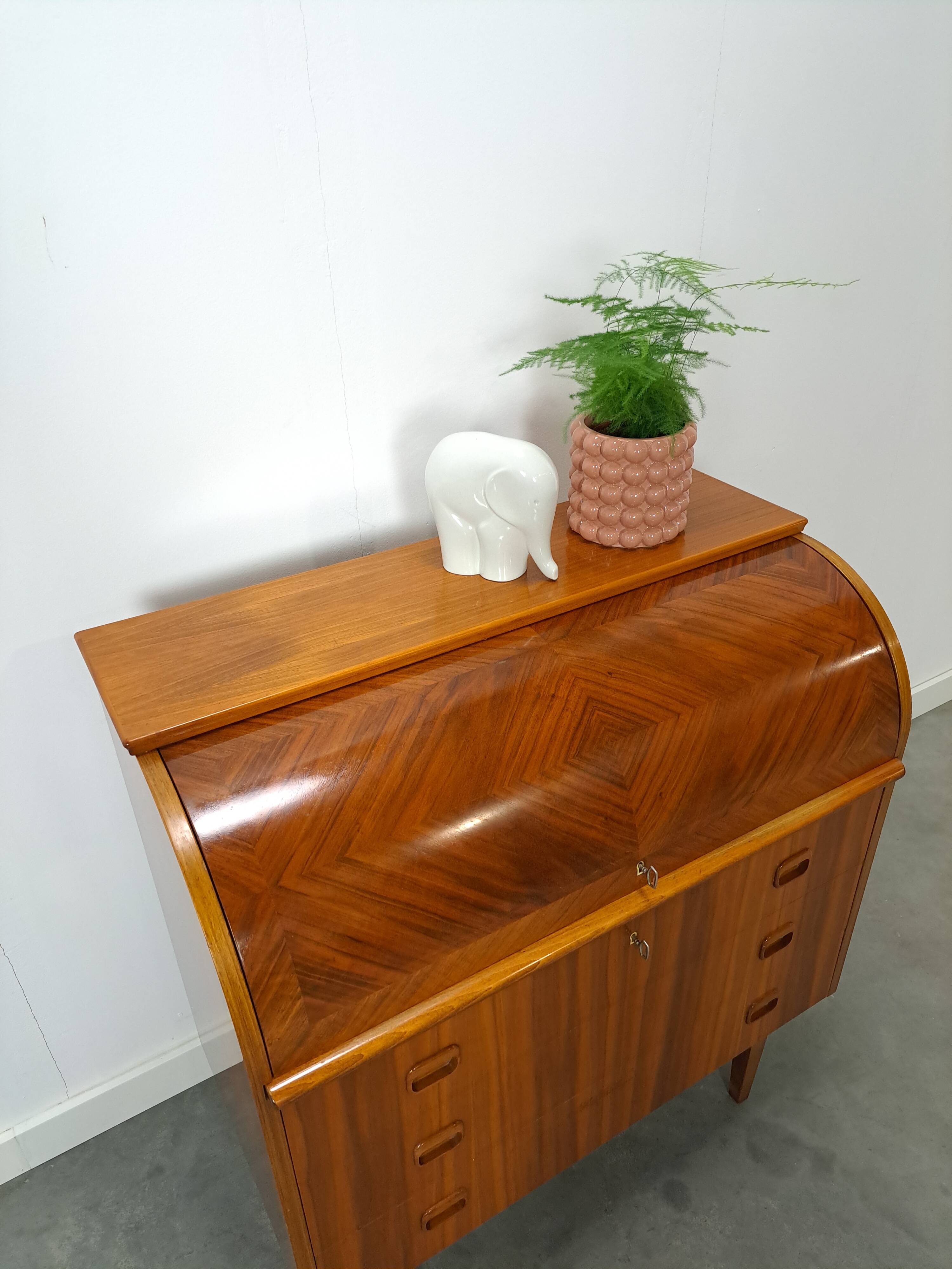 Secretaire bureau uit Zweden met lades, Scandinavisch bureau