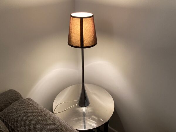 Lampe de chevet marron design cinna