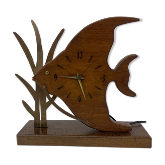 Horloge poisson teck en forme avec des détails en laiton, années 1960