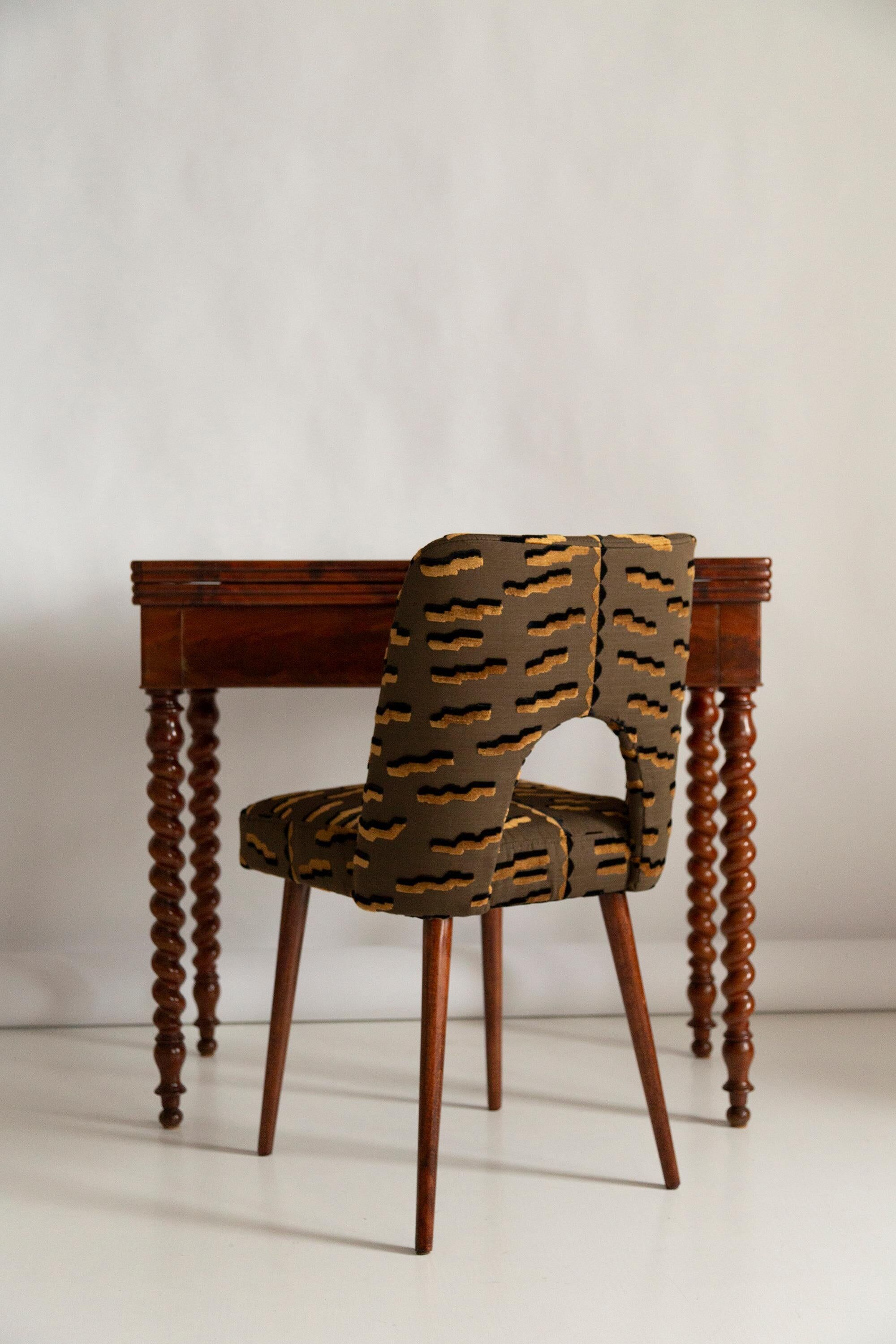 Shell chair type 1020 in jacquard velvet with tiger pattern, Europe, 1960s
