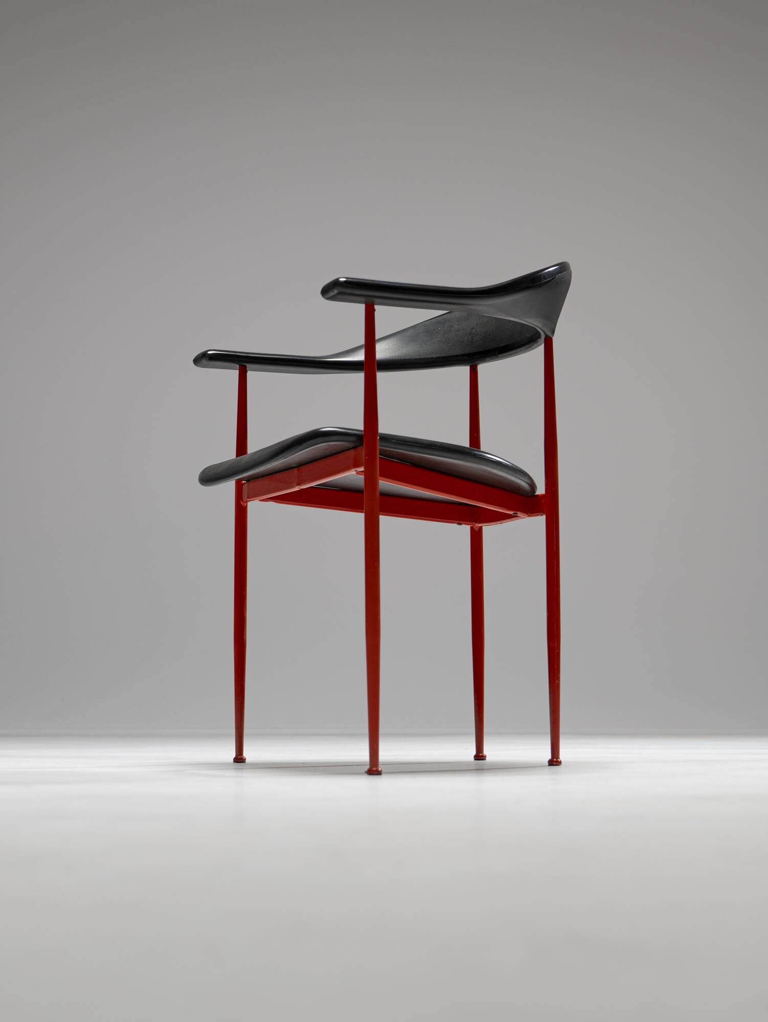 P40 Armchair by Giancarlo Vegni and Gianfranco Gualtierotti for Fasem, Ital