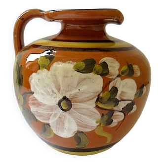 Kalamata (Peloponnese) ceramic pitcher with floral decoration