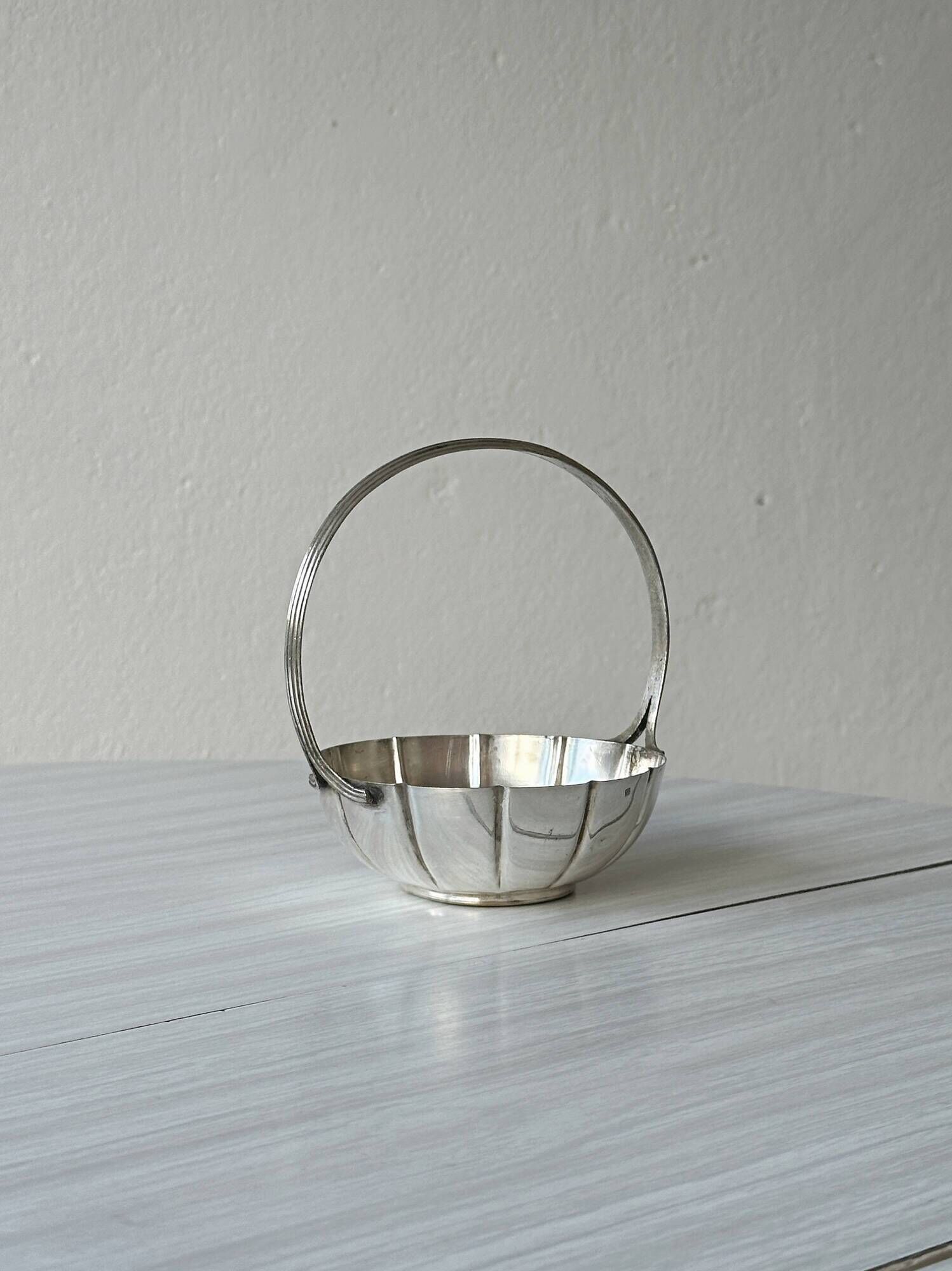 Small vintage silver-plated metal basket