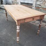 Table de ferme patine ancienne pieds tournés