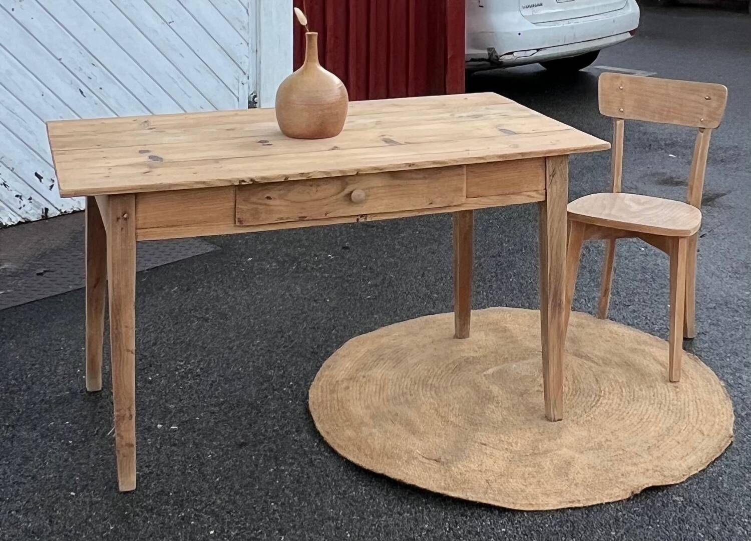 Old farmhouse table in raw solid wood with 1 drawer, for 4/6 people.