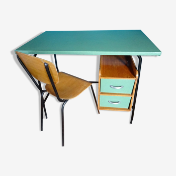 Bureau tiroirs suspendus et sa chaise