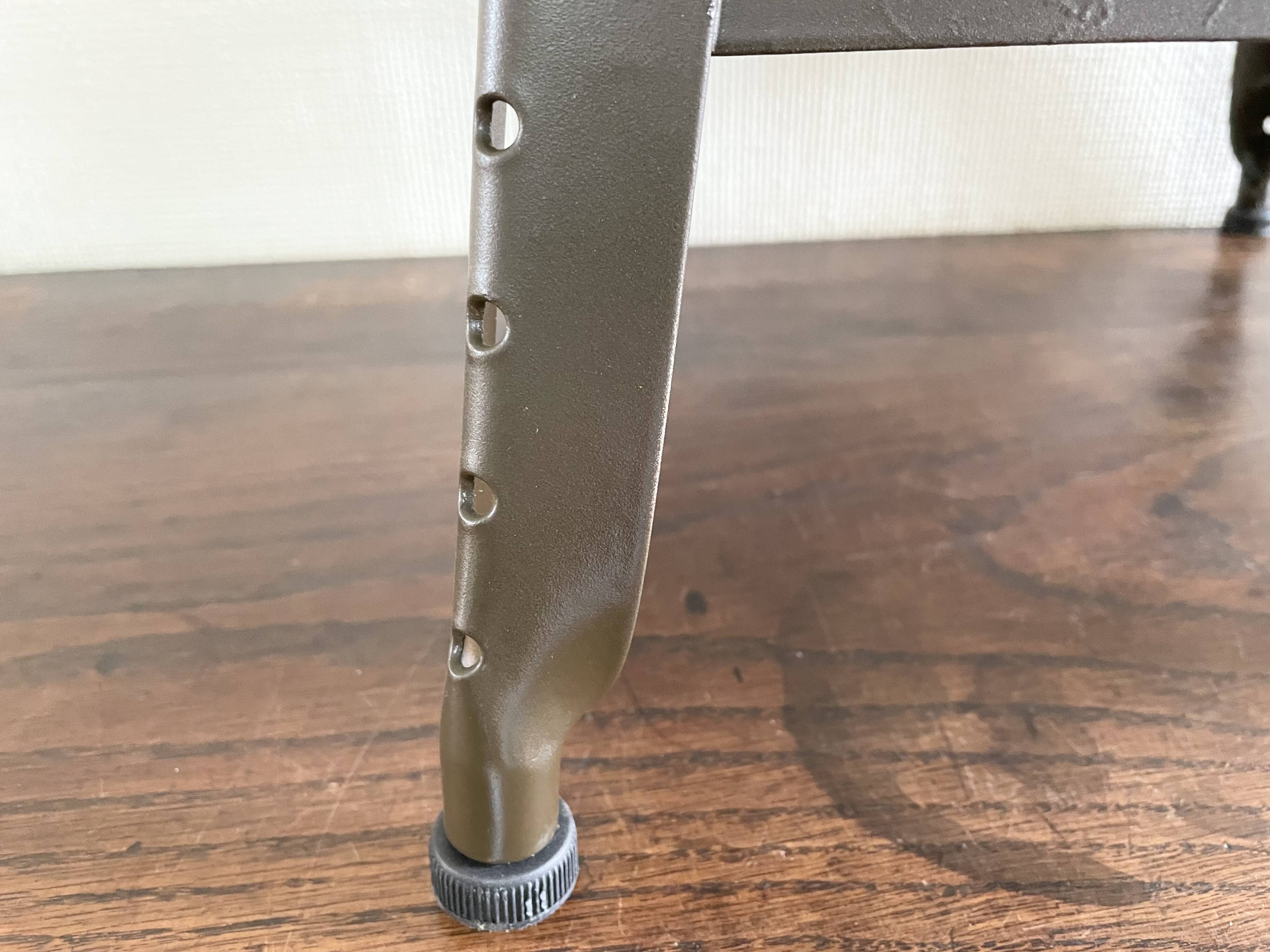 Tabouret métal