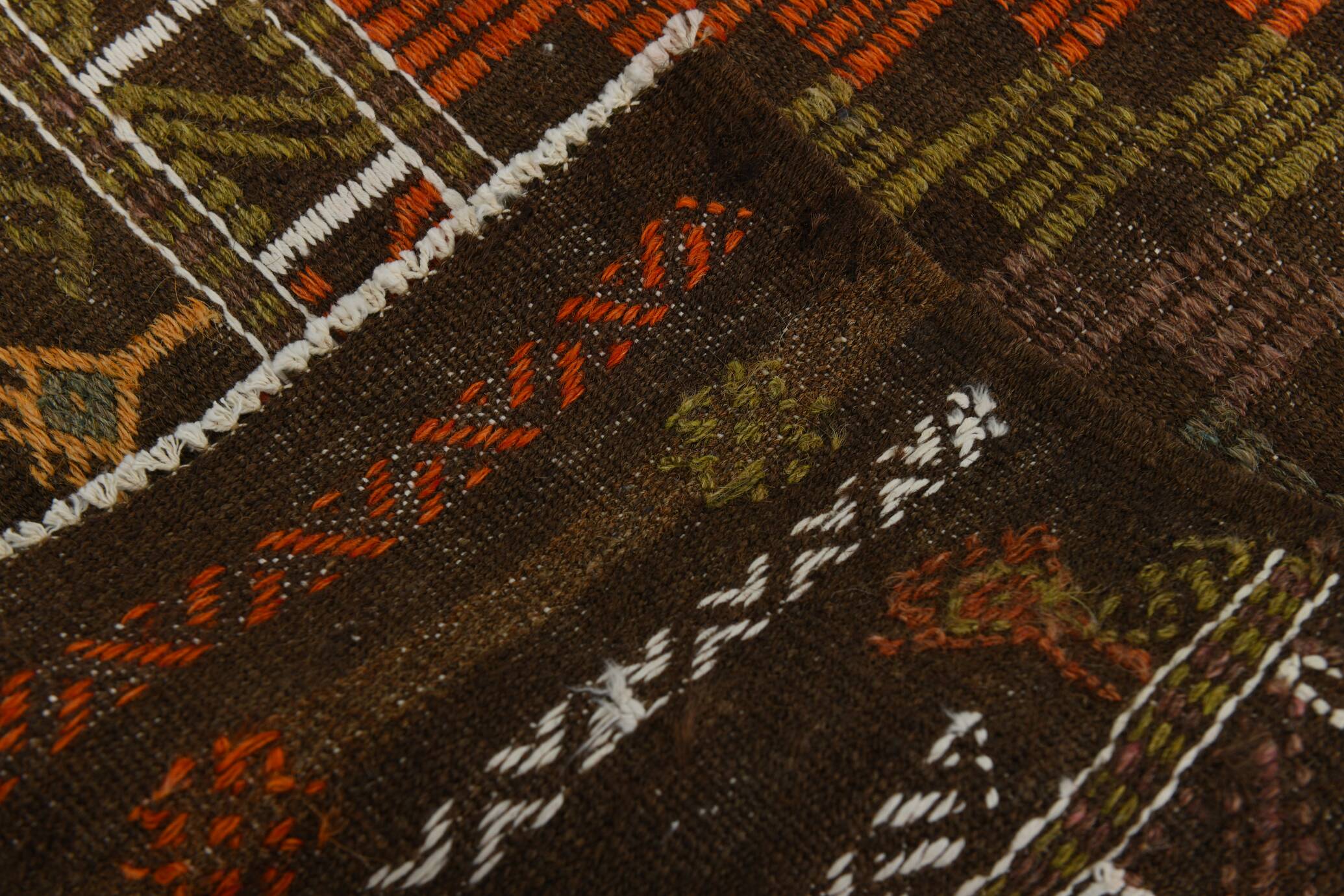 Tapis Kilim Tribal Vintage – Motifs Géométriques Terre & Orange, 207x301 Cm