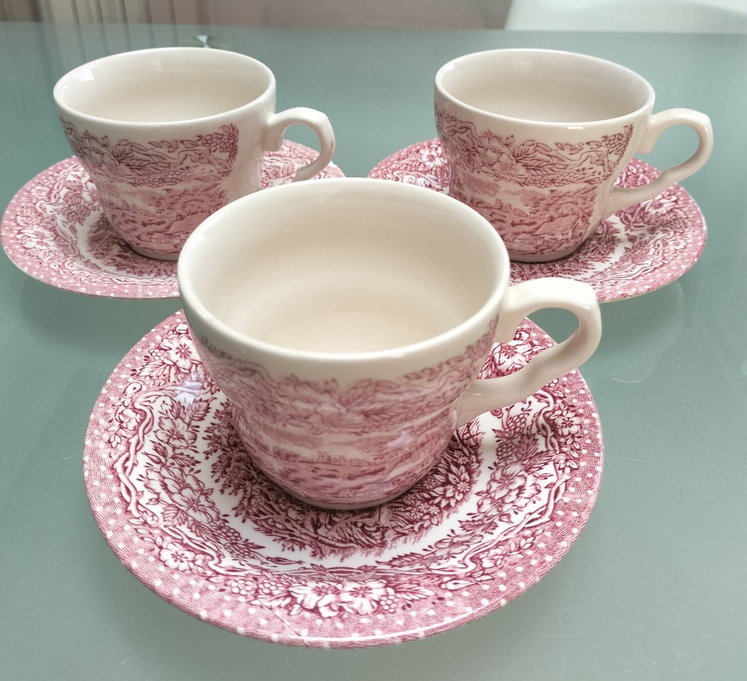 English teacups