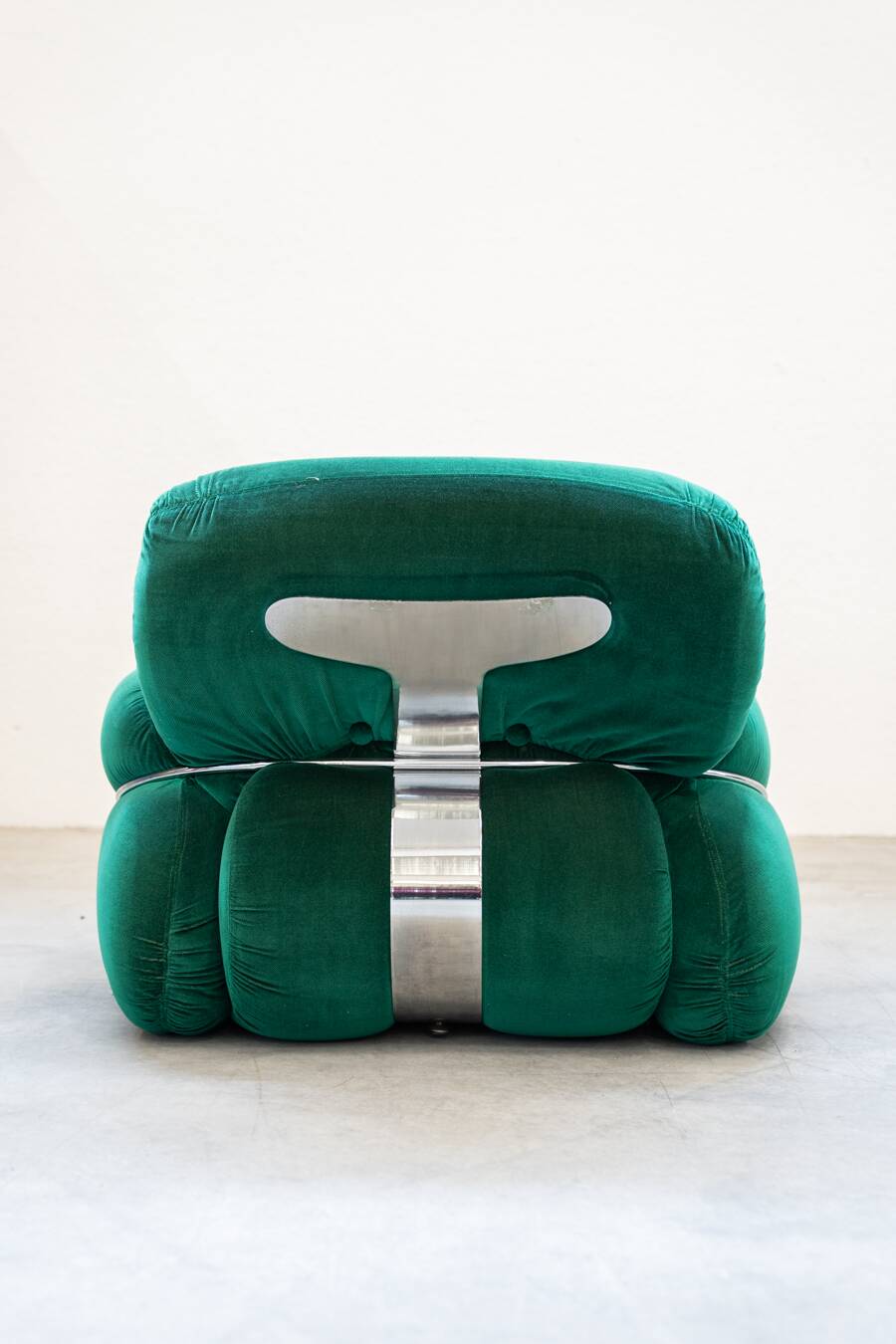Living room, 2 armchairs and 3-seater sofa, OKAY model, Adriano Piazzesi, 1970