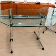 USM Haller Kitos desk