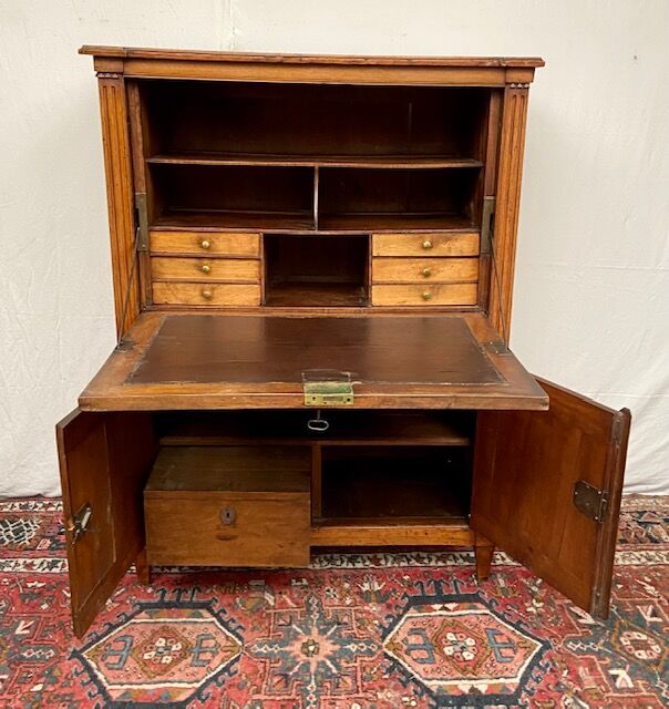 Louis XVI writing desk 18th