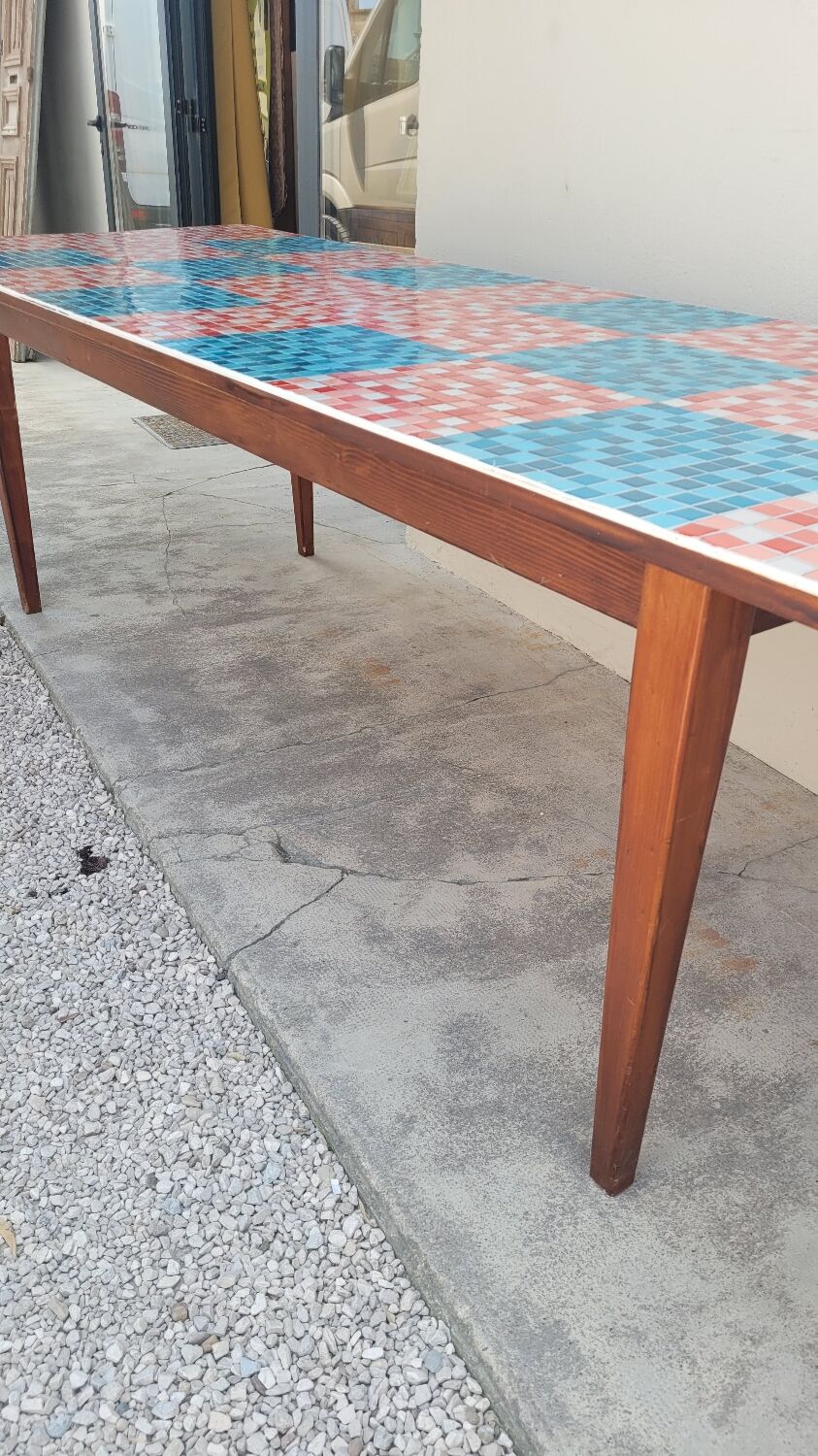 Old farmhouse table with mosaic top and tapered legs - 2m64