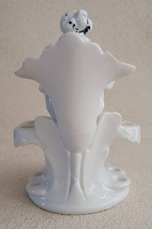 Vase porte-pipe en porcelaine
