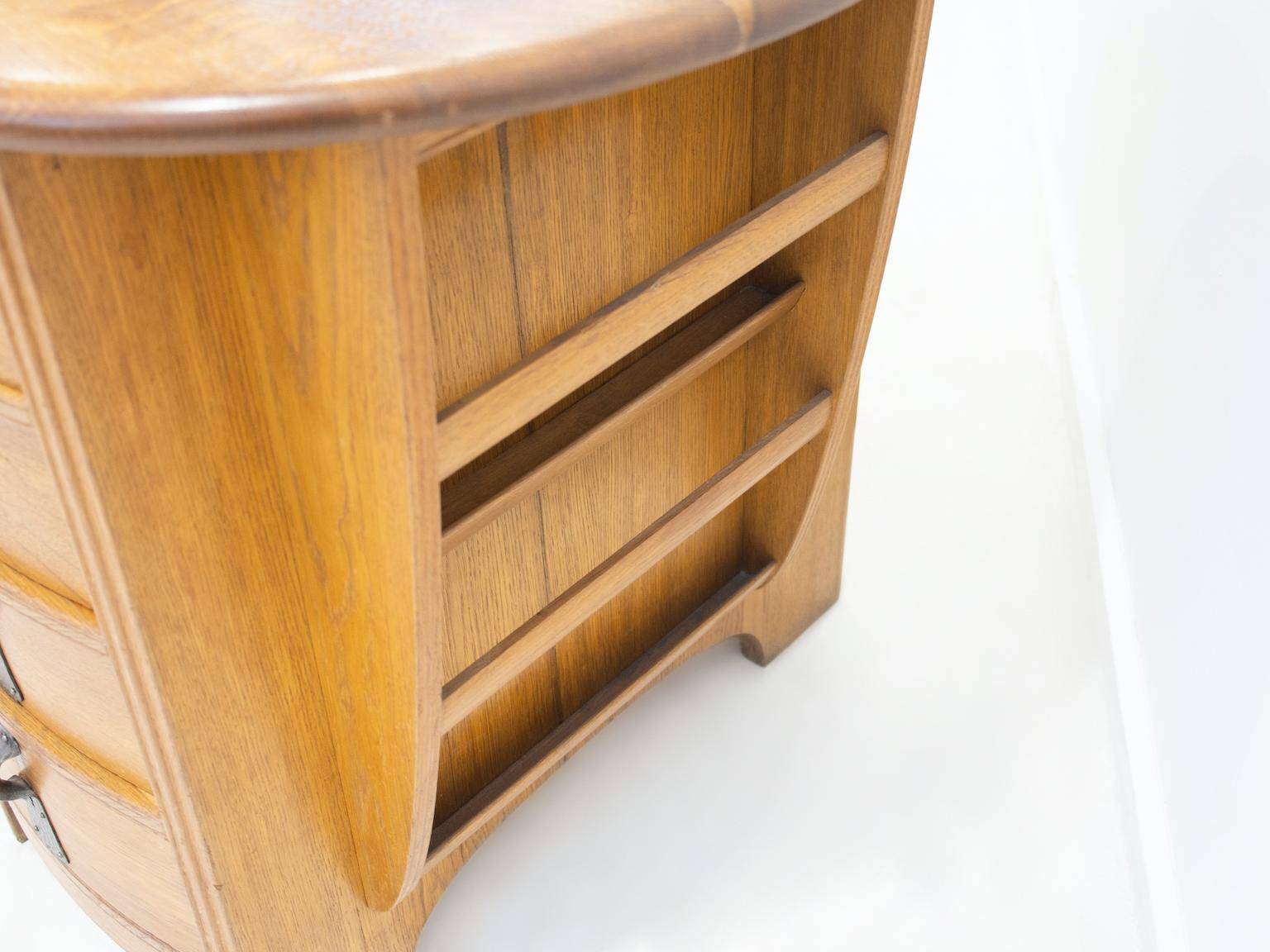 Bureau suédois de style Art Nouveau en chêne