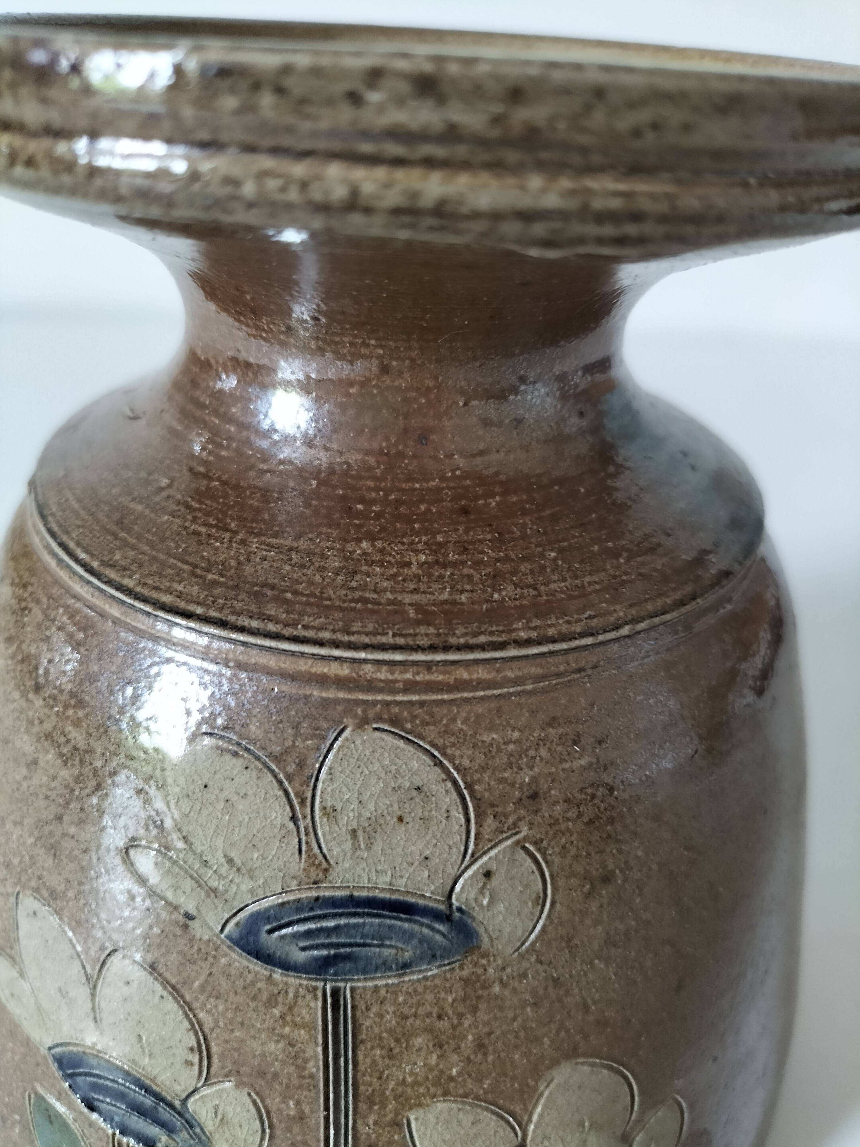 Vase en grès fait main – Poterie des Mottes