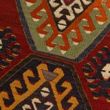 Kilim Vintage Anatolien Rouge – Motifs Géométriques, Laine, 88x125 Cm