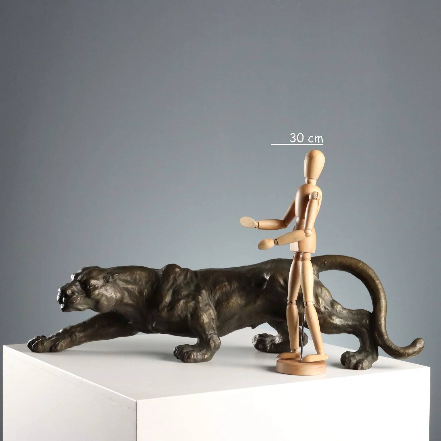 Modern bronze sculpture panther Italy 20th century