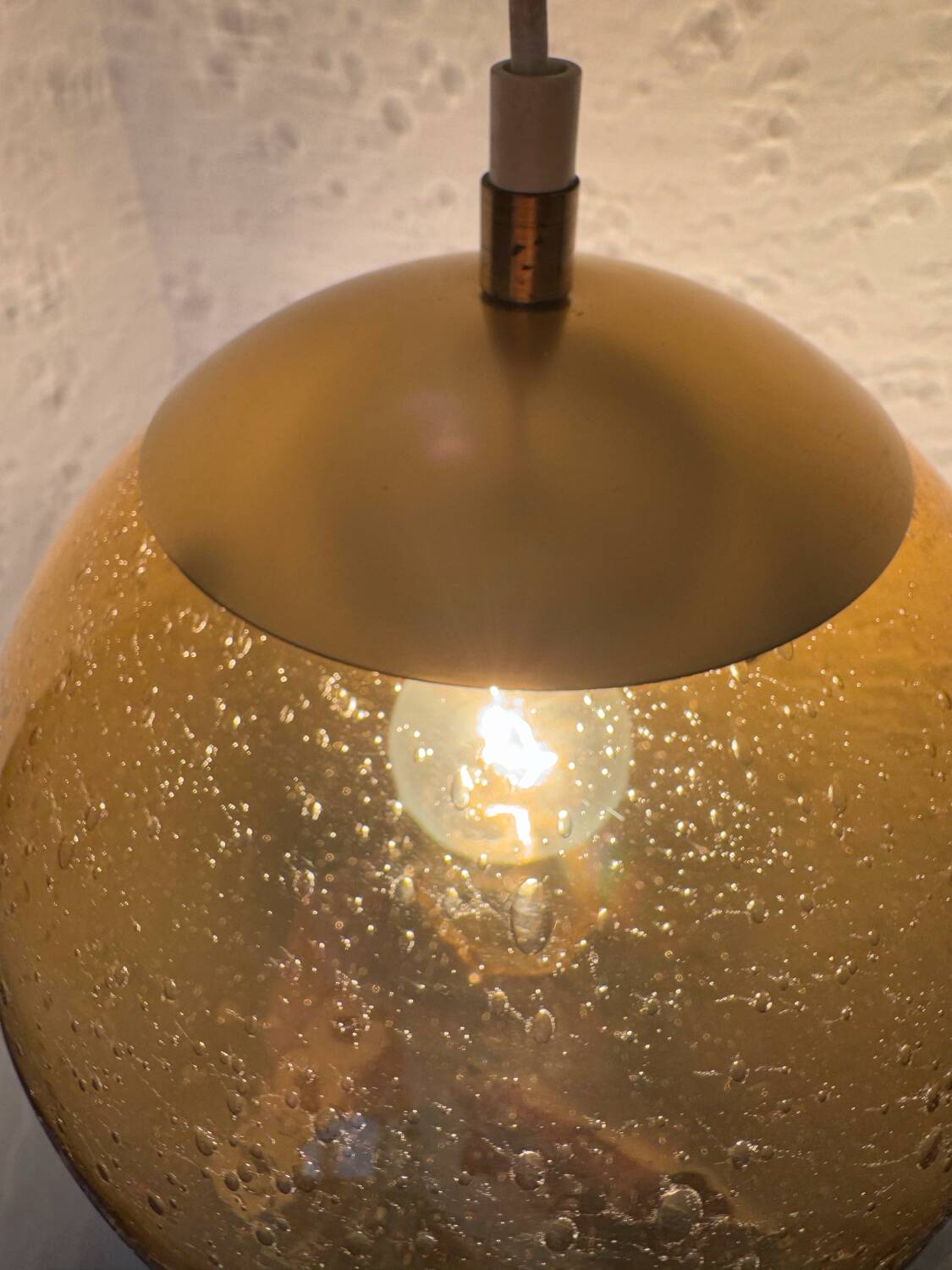 Bubbled amber glass chandelier from the 70s