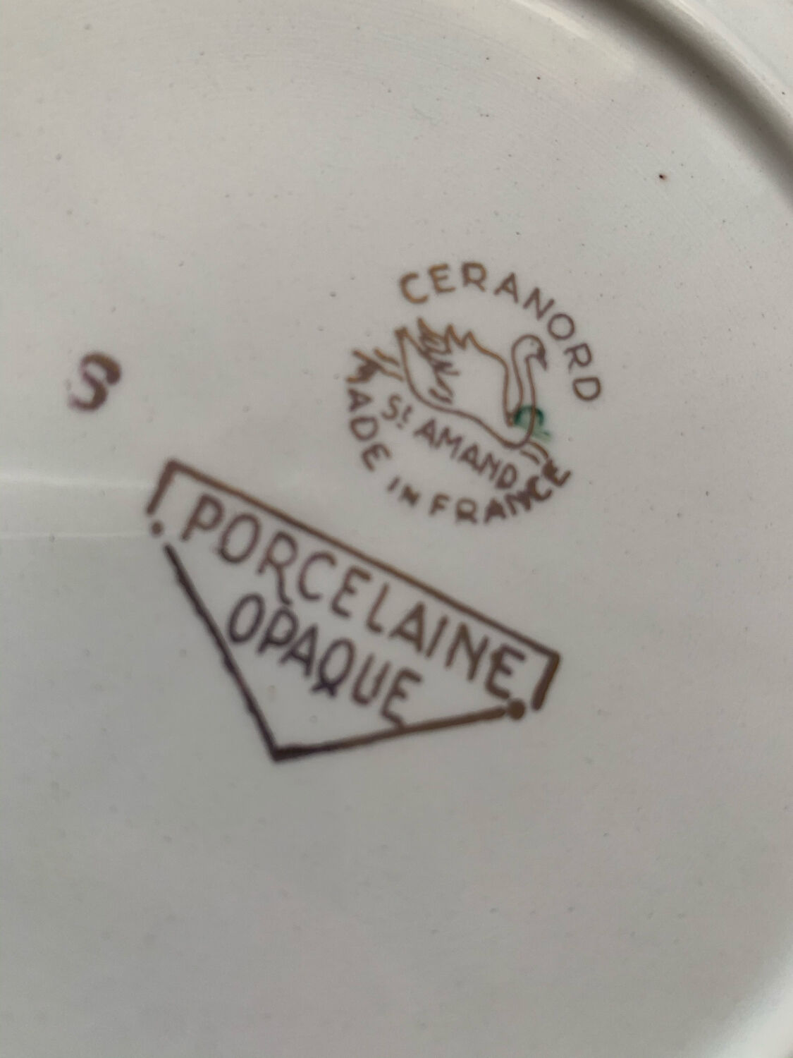 Lot 12 assiettes ceranord st amand france porcelaine
