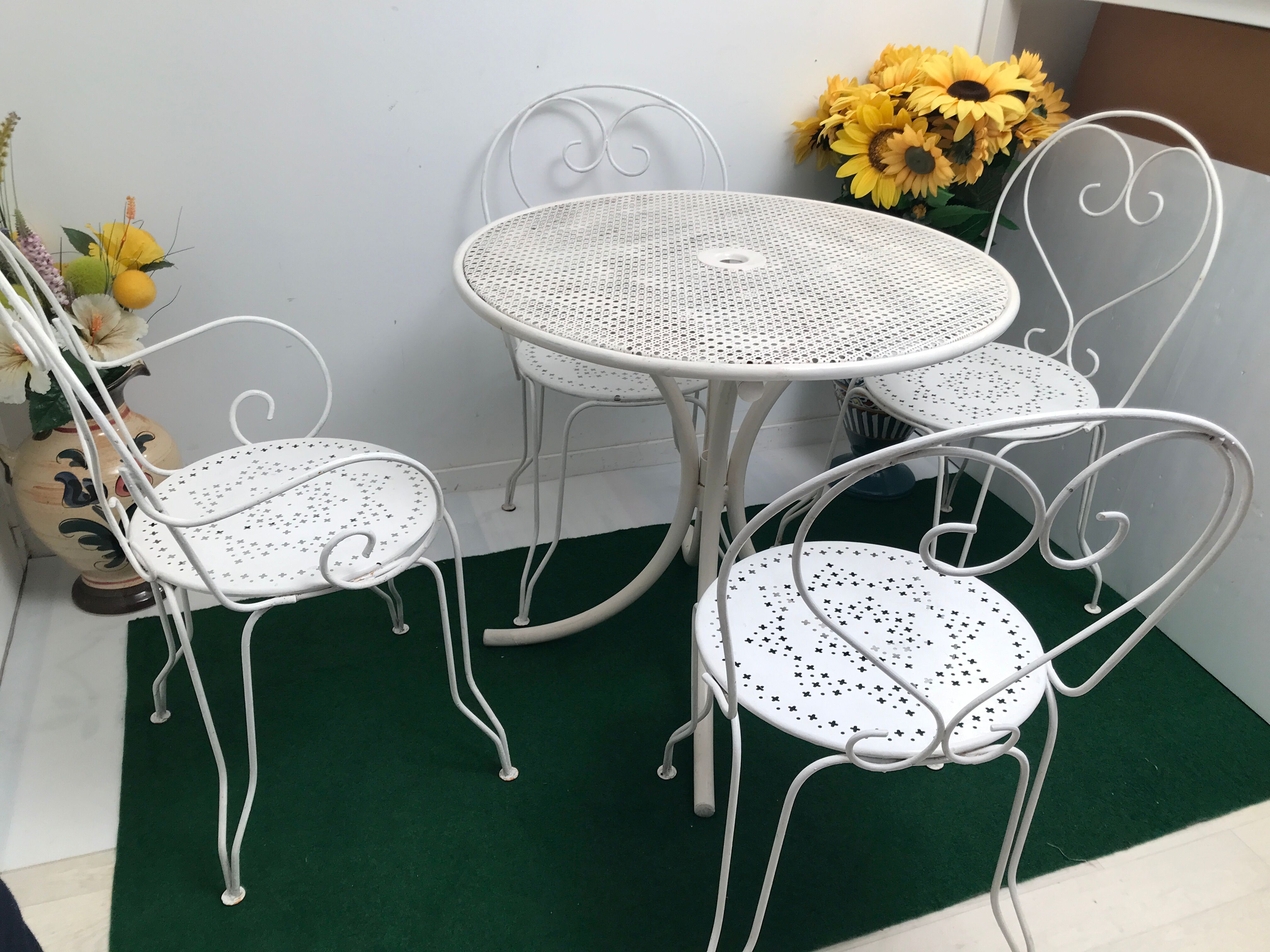 Old garden set