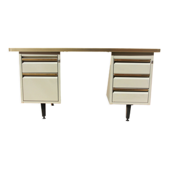 Metal desk