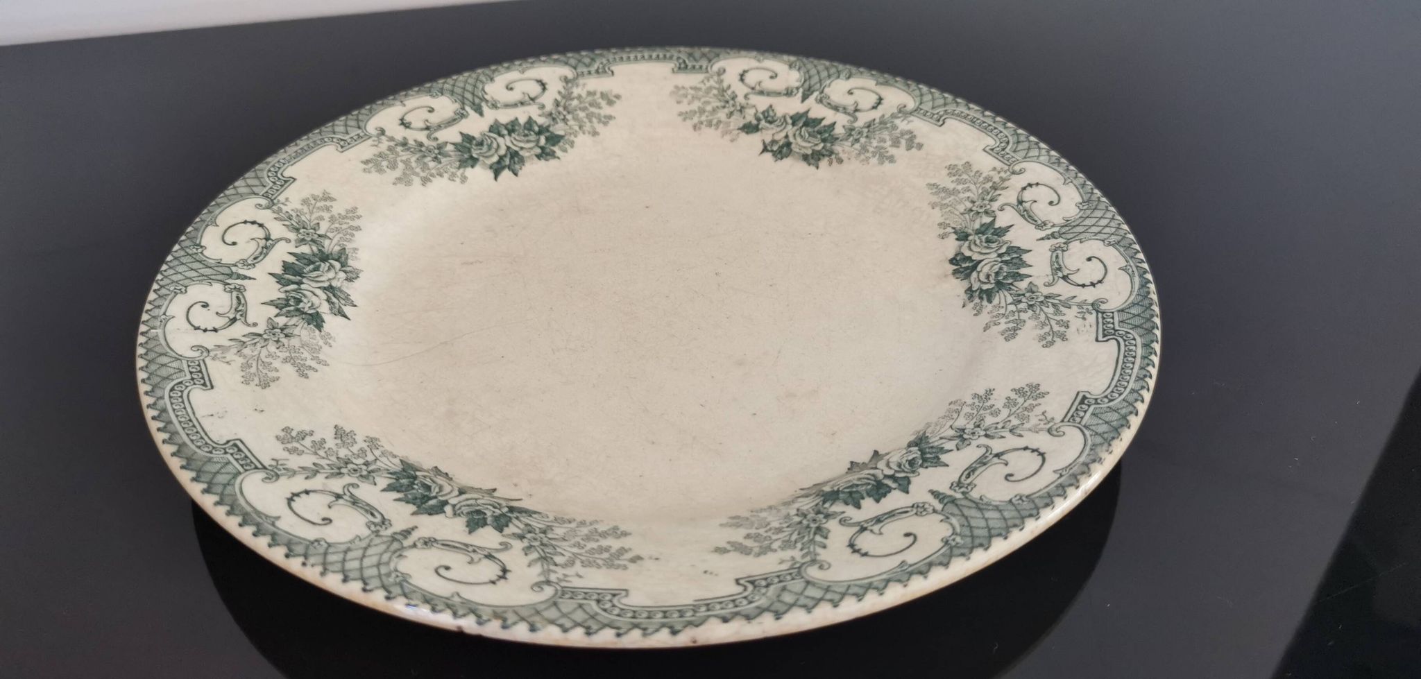Plat Terre de Fer établissements Debray service Clichy