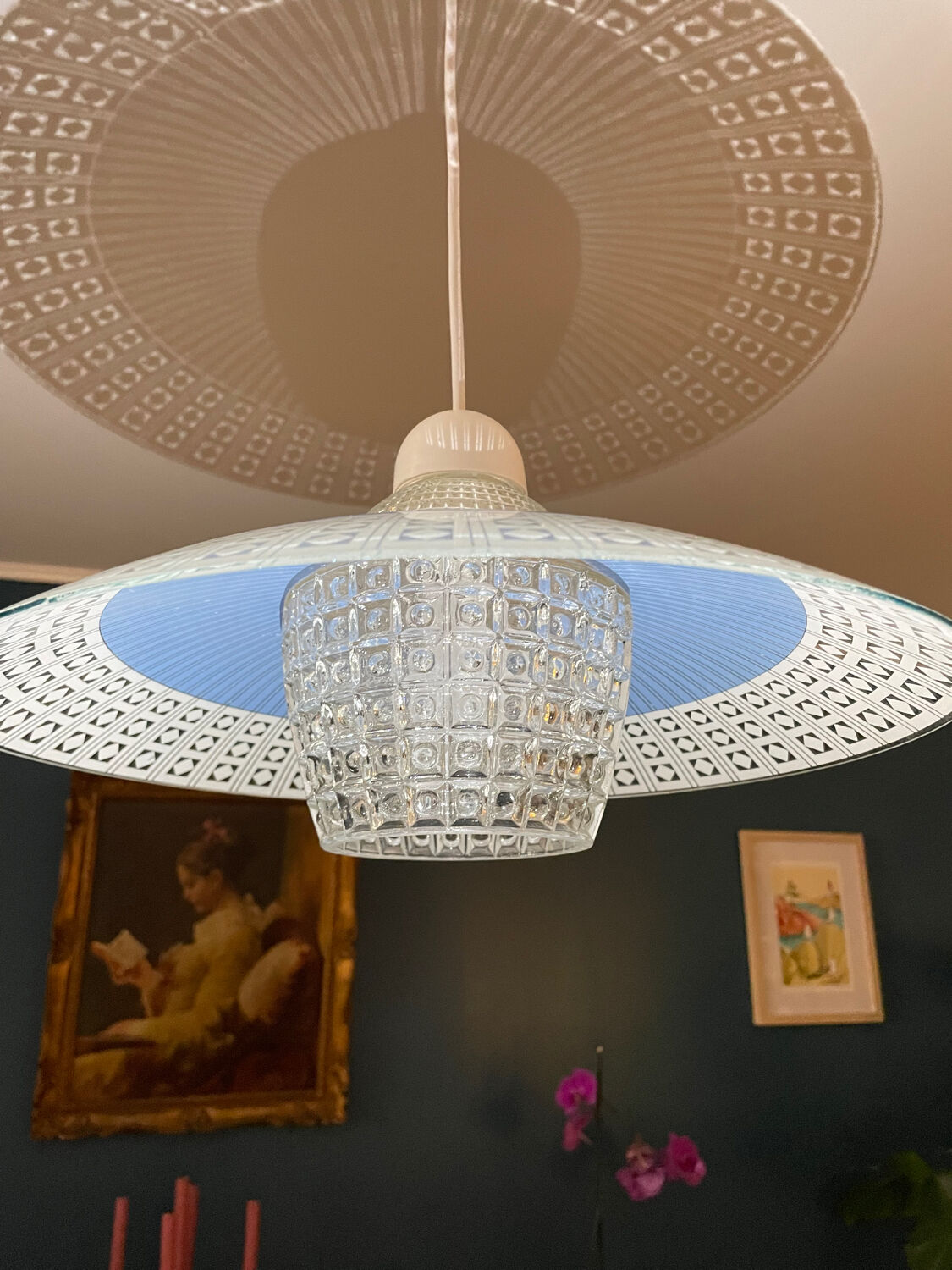 Suspension UFO Space Age, 1950