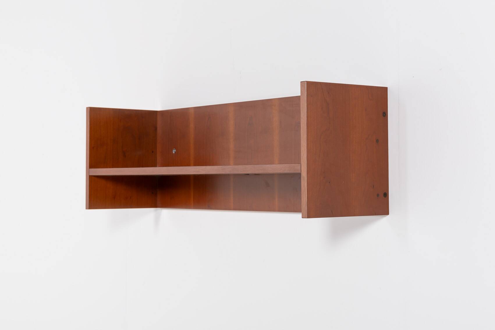 1980’s Vintage Italian design wall shelf/bookshelf