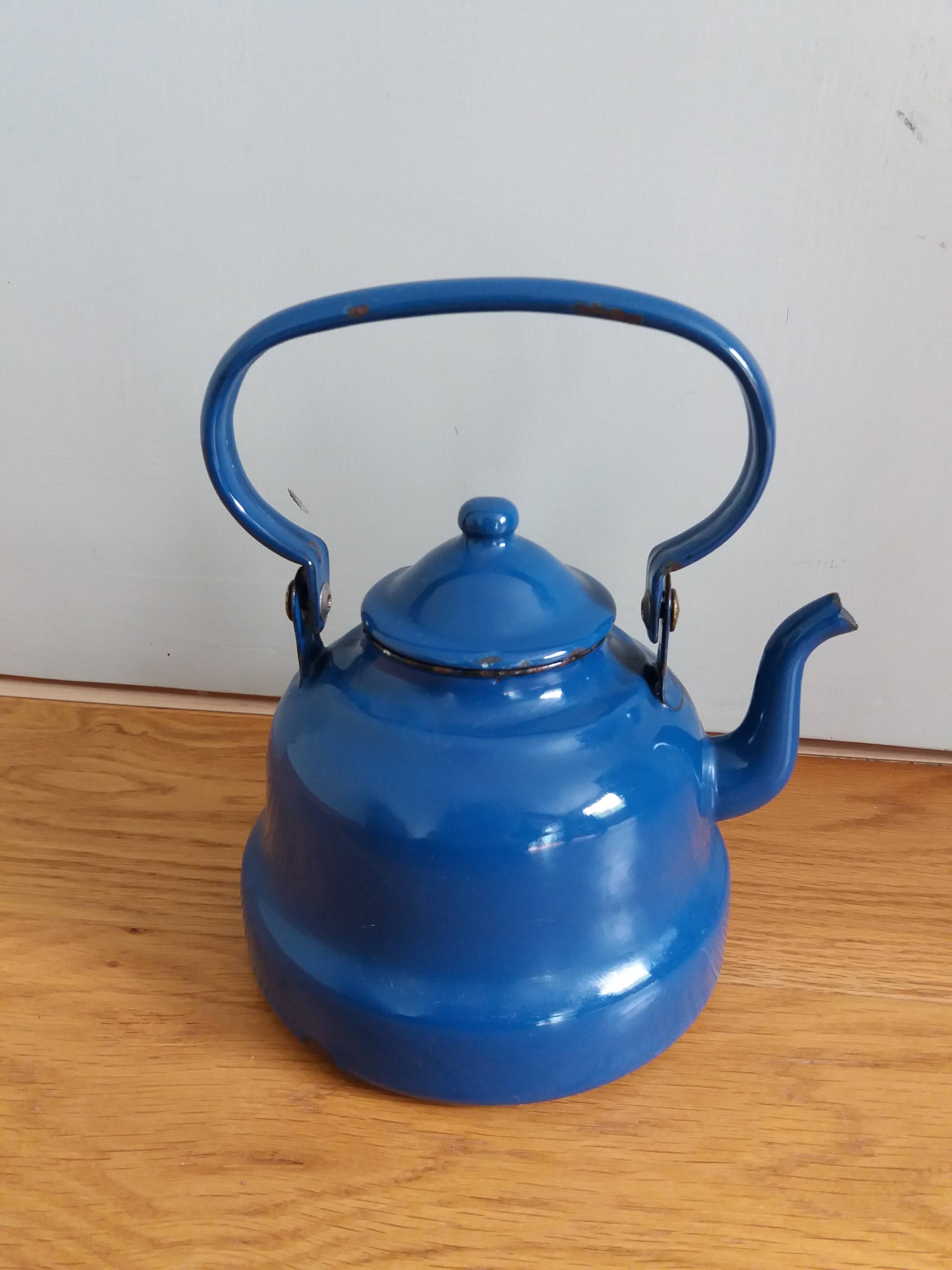 Enameled sheet coffee kettle