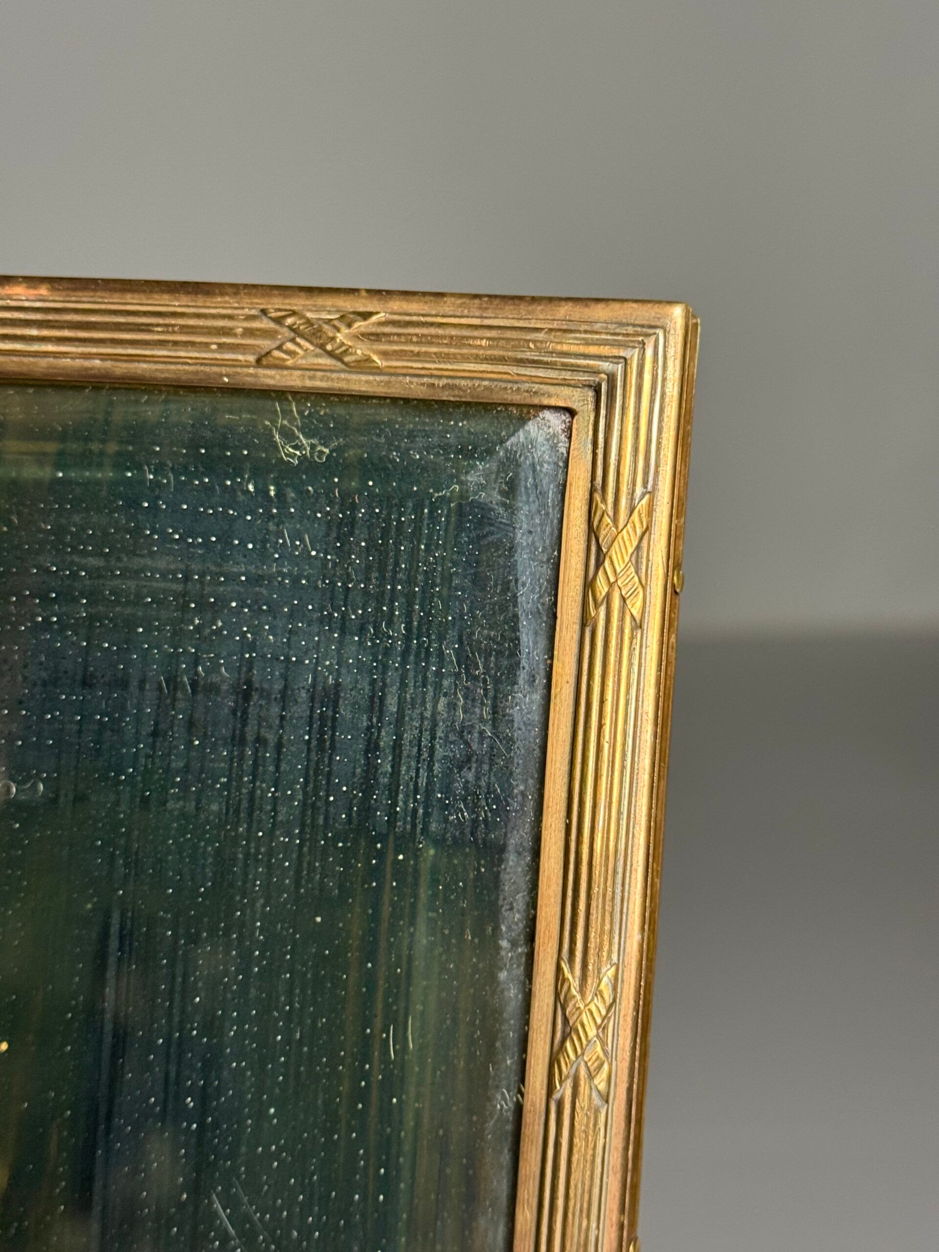 Mid-century make-up mirror