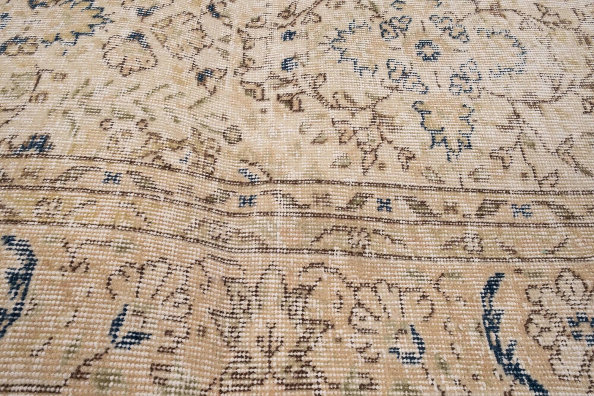 Vintage Turkish Oushak rug 188x300 cm