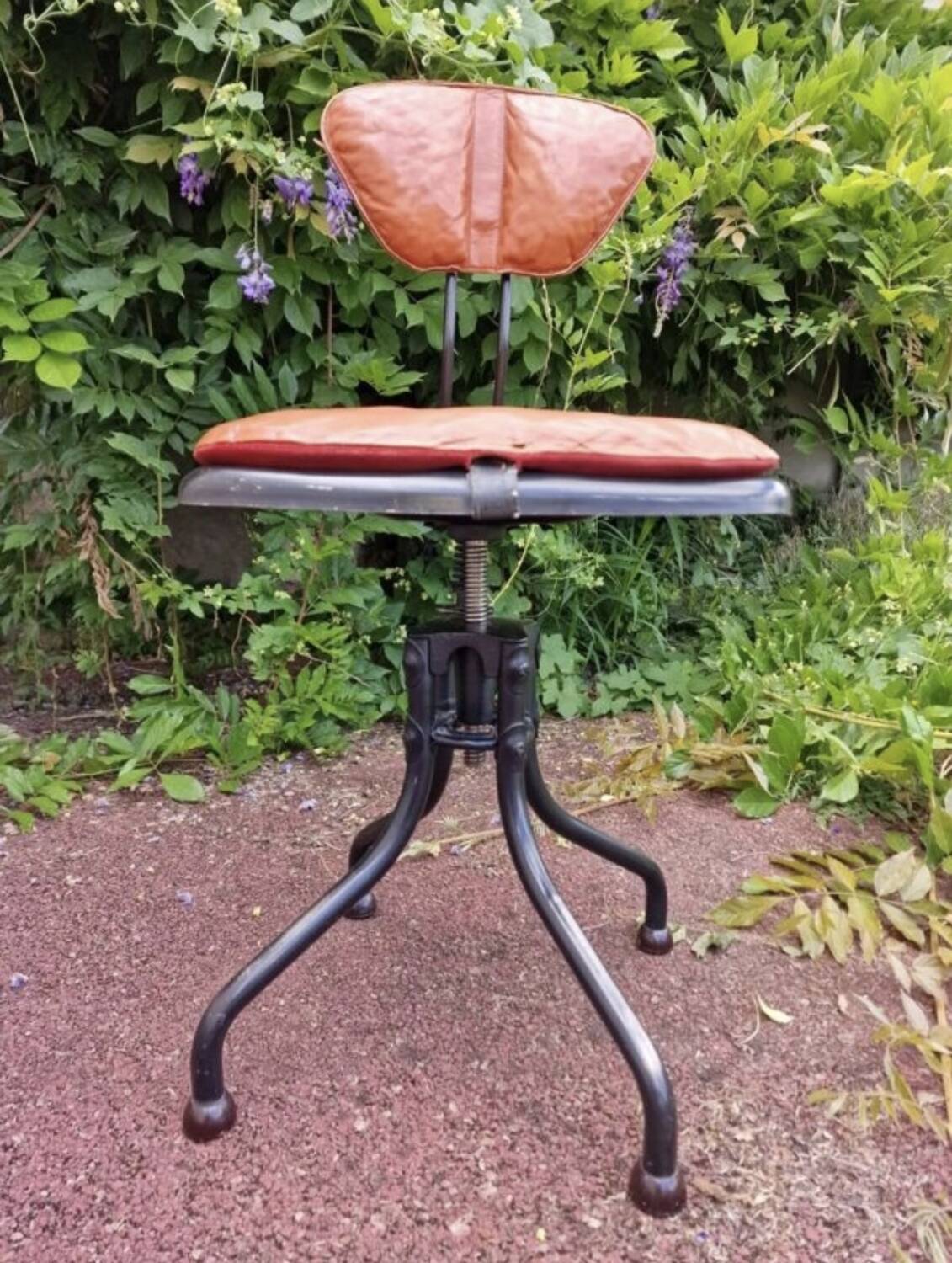“Flambo” industrial chair by Henri Liber, model M42 circa 1934