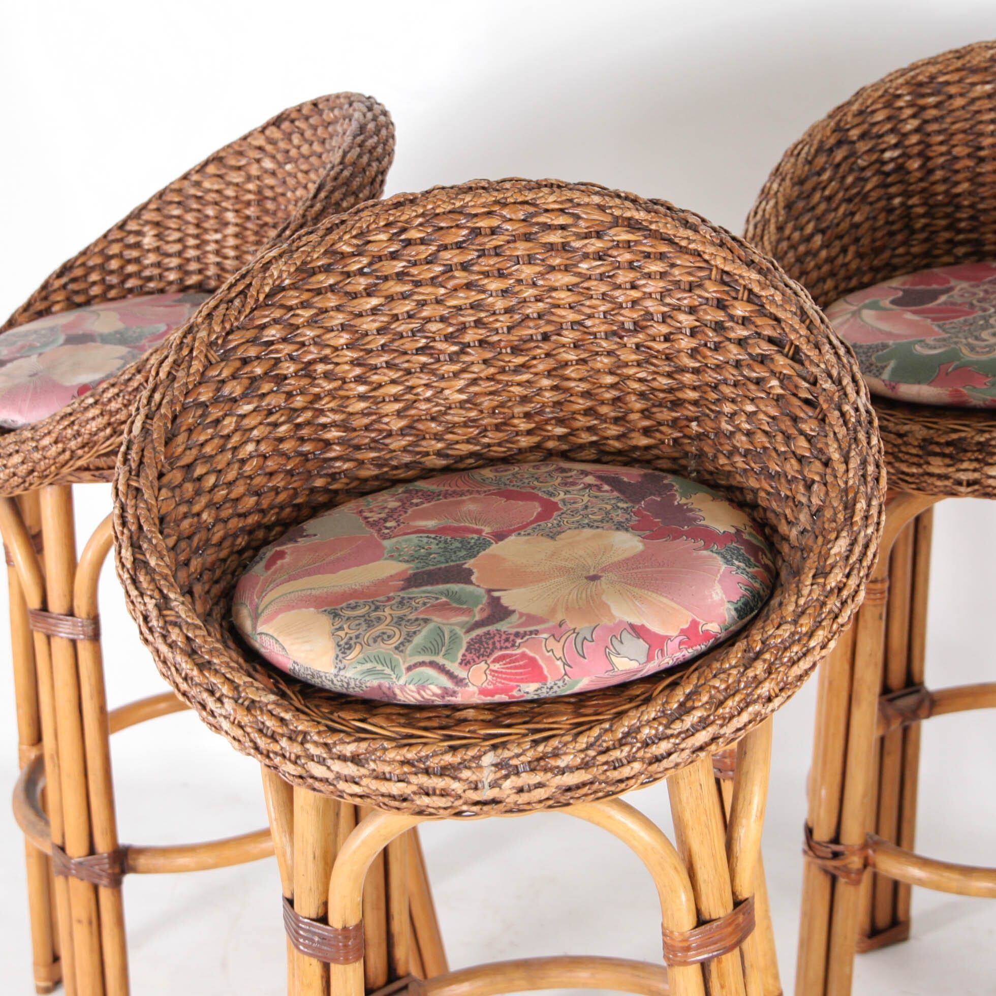 Set of 4 bar stools