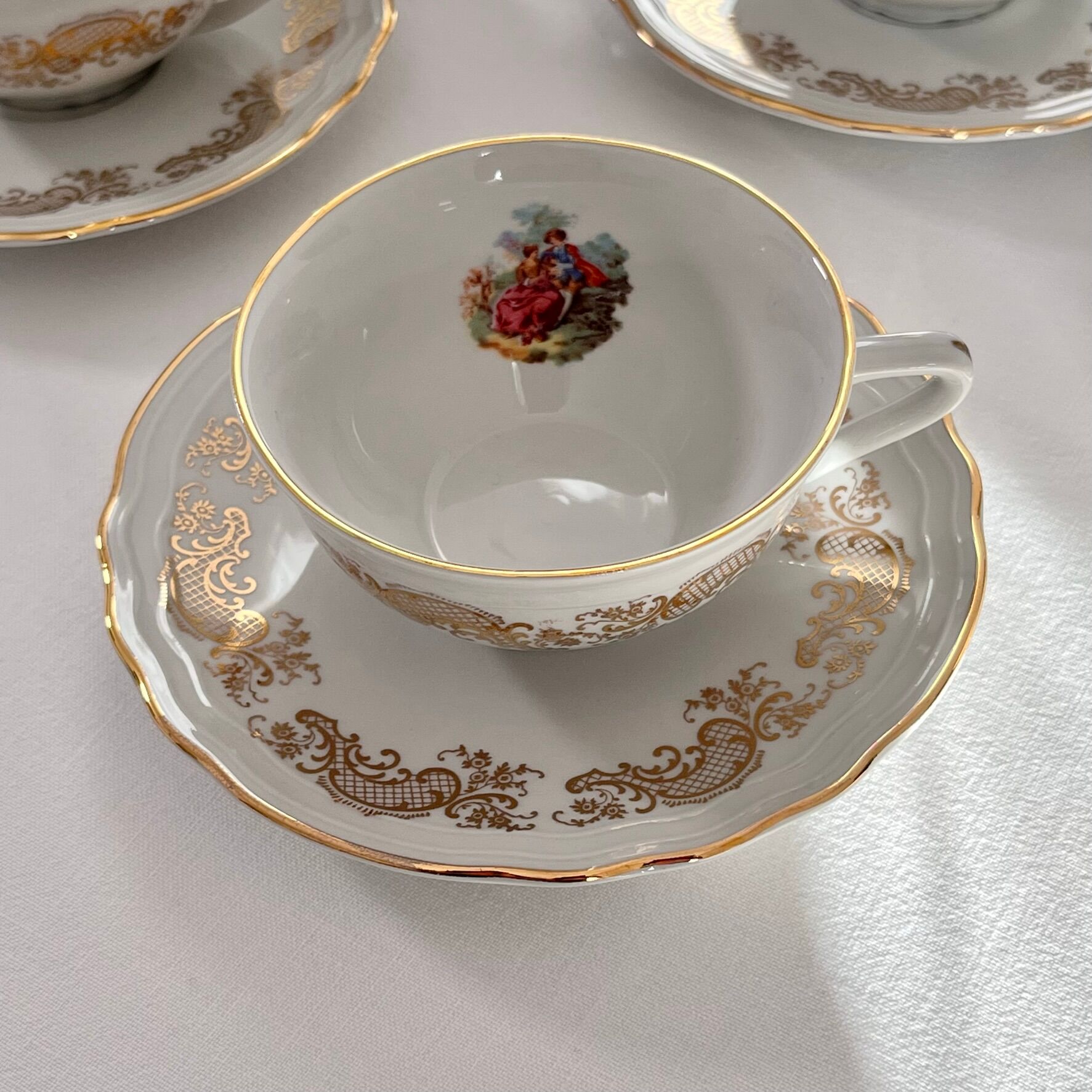 SERVICE EN PORCELAINE manifattura porcelanne royal EUR 250,00 - FR
