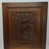 Paire d'anciennes portes en bois chêne sculpté