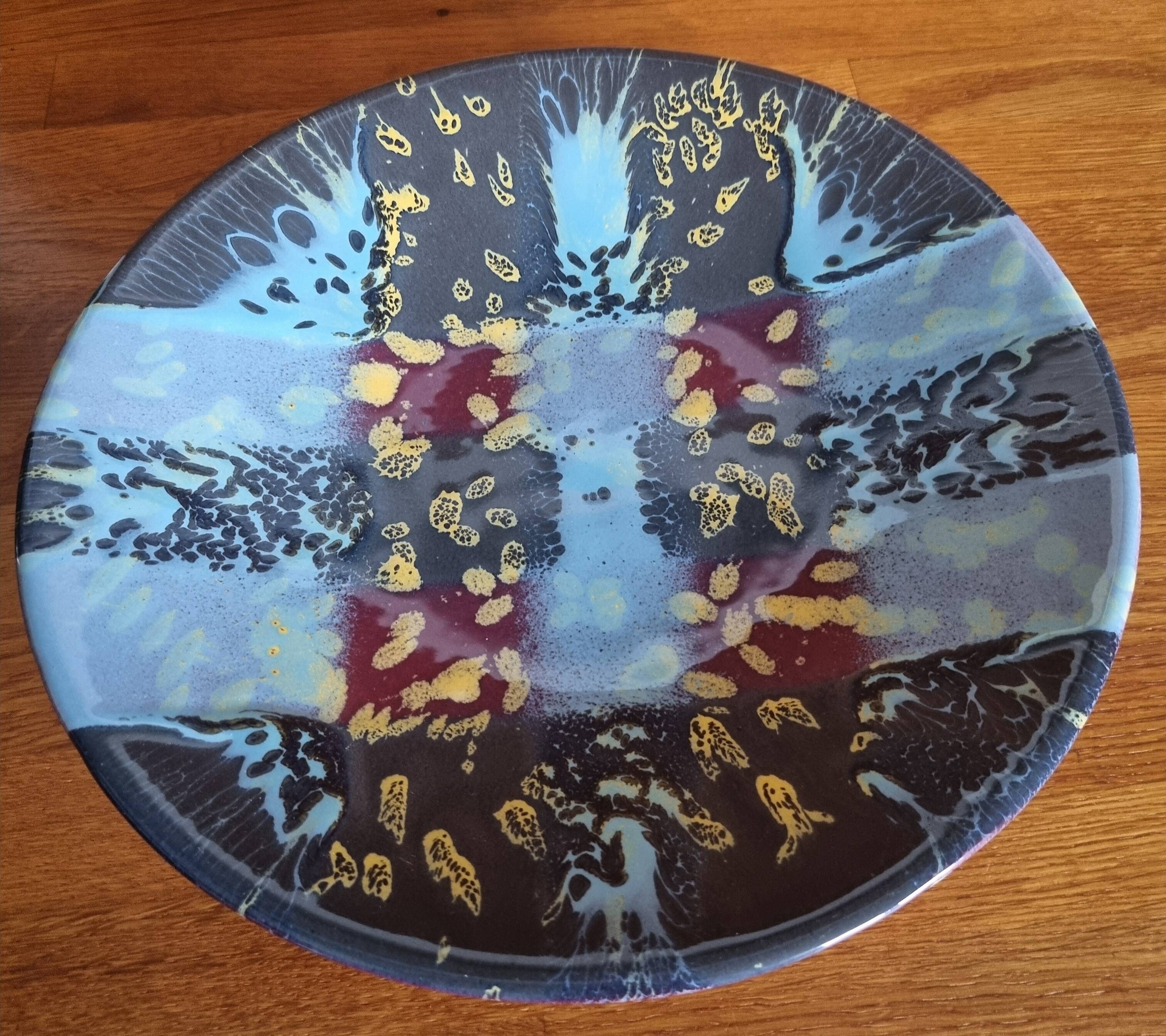 Large ceramic fruit bowl from Notre-Dame du Bec Abbey