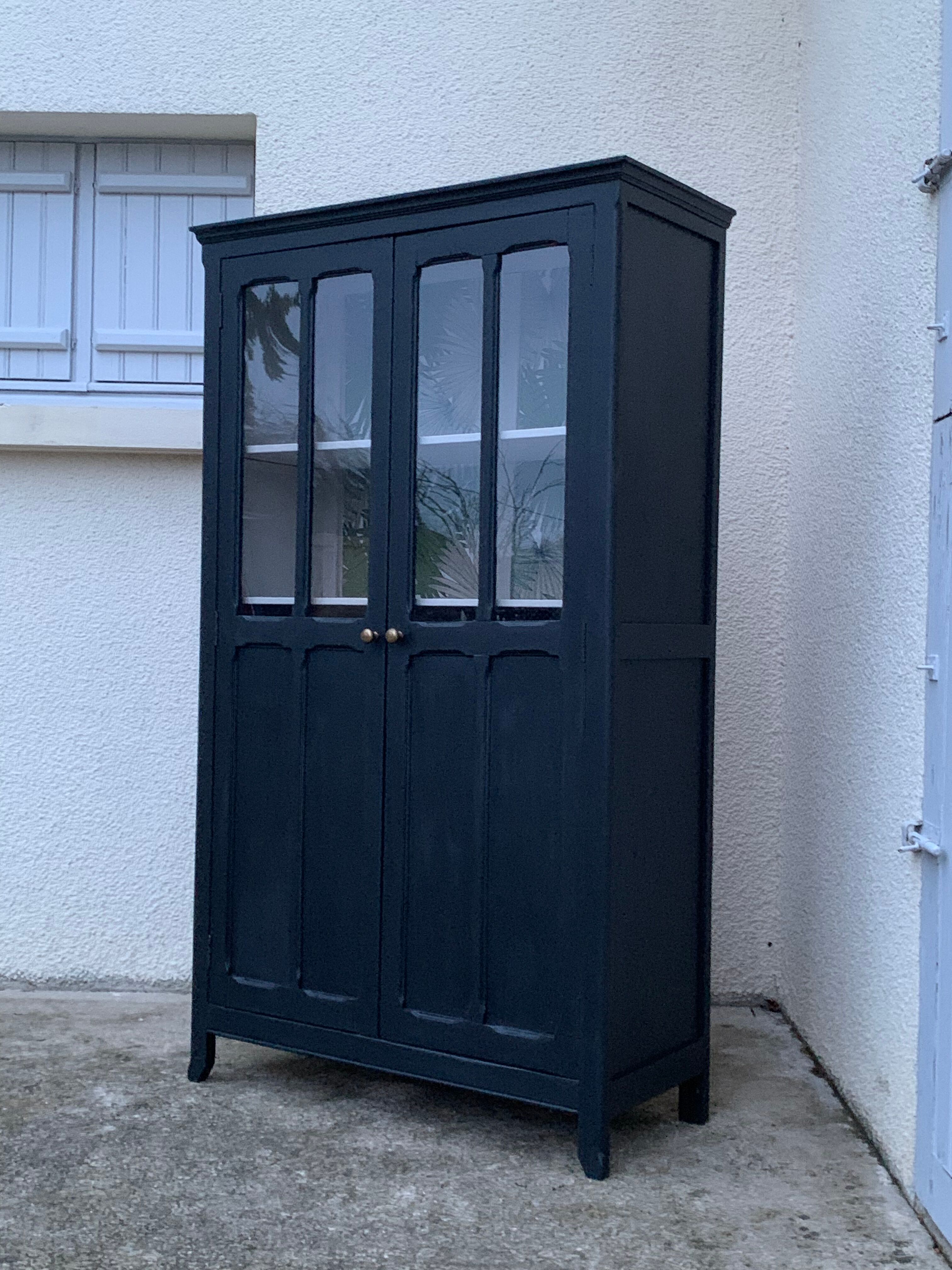 Parisian glazed wardrobe 1940