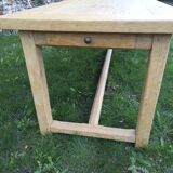 Farm table