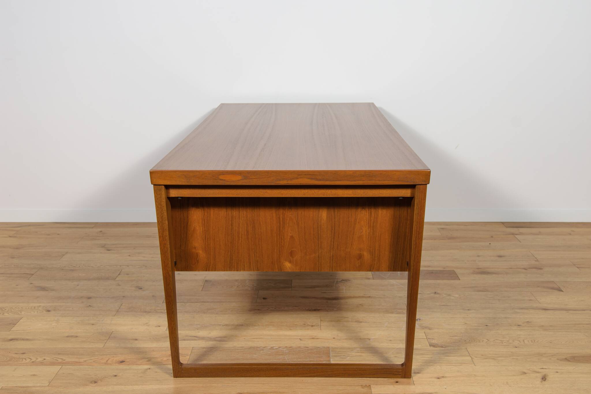 Teak Model 70 Desk by Kai Kristiansen for Feldballes Møbelfabrik, 1960s