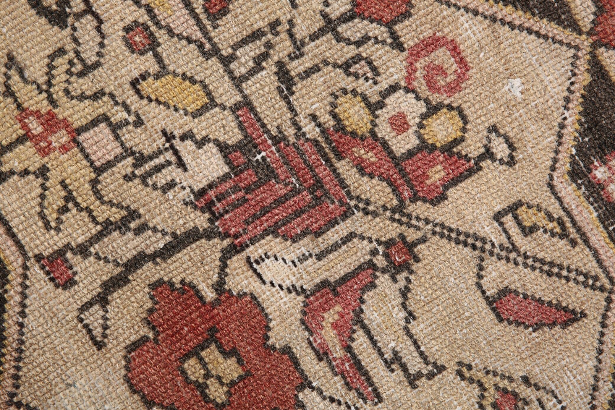 Tapis oriental vintage anatolien rouge bordeaux et noir, laine fait main